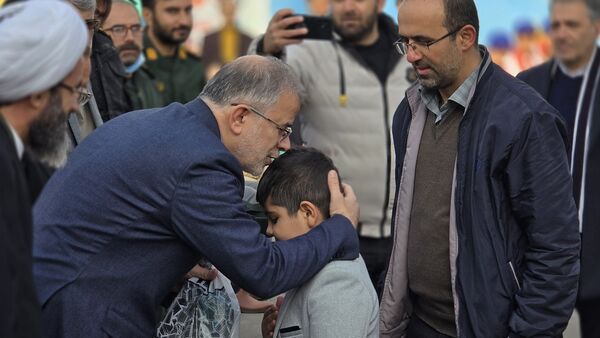 آیین نواختن زنگ انقلاب در شهرستان نظرآباد