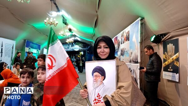 میدان جانباز تبلوری از اتحاد و مقاومت مردم مشهد برای حفظ میهن