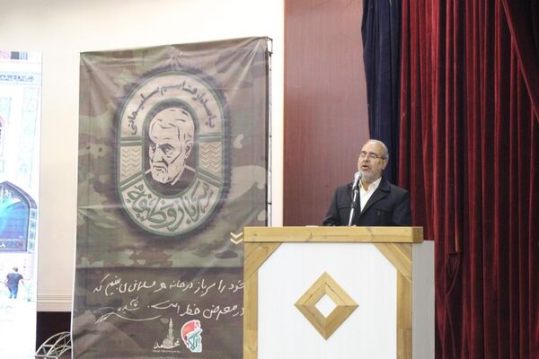 برگزاری همایش عهدواره سردار دل‌ها به مناسبت سالروز شهادت حاج قاسم سلیمانی در منطقه ۵ تهران