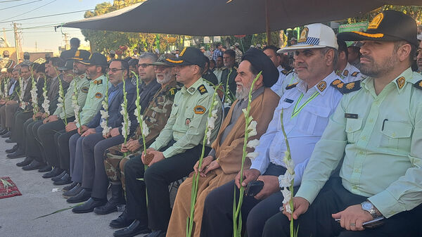 گلباران مزار شهدا در اراک