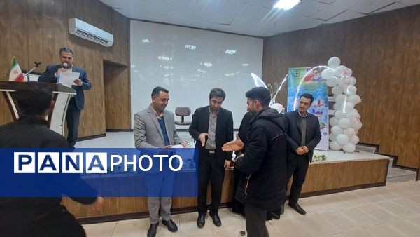 تجلیل از فعالین حوزه پرورشی شهرستان صالح آباد