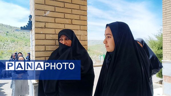 نواخته شدن زنگ سلامت در دبیرستان الزهرا شهرستان مارگون