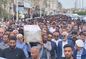 یک بار دیگر قلب معلمان و دانش‌‌آموزان رودانی ایستاد
