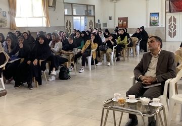 برگزاری همایش دو مرحله‌ای انتخاب رشته کنکور ۱۴۰۳ در آموزش وپرورش ناحیه ۴