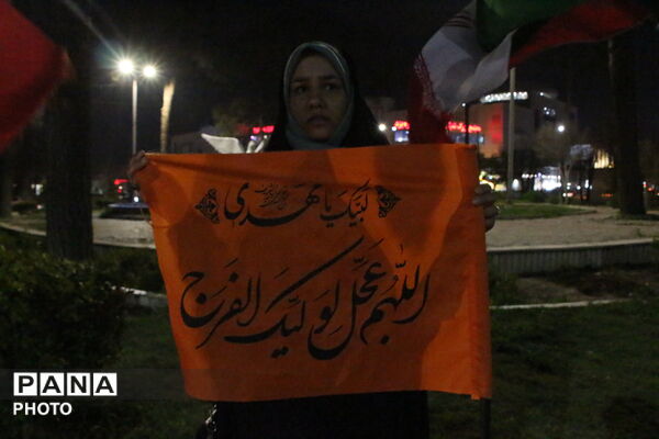 تجمع باشکوه دختران دانش‌آموز یزد