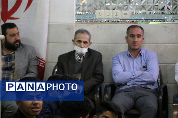 تجلیل از برترین‌های جشنواره پروژه خلاقیت در هنرستان ثامن الائمه قم