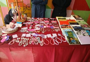 برگزاری بازارچه دانش آموزی در دبیرستان شهید امین اصغری یک
