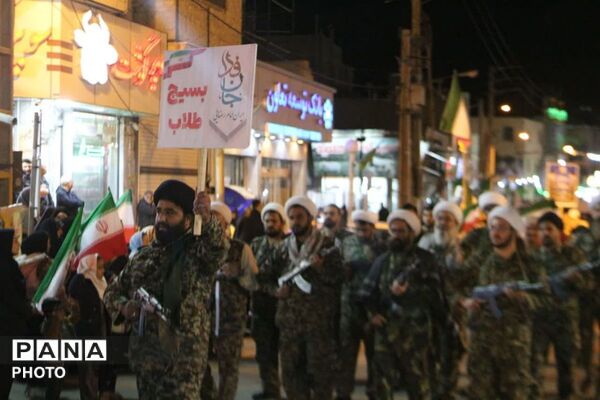 فیروزکوه در خروش ولایت؛ رژه جان‌فدایان ایرانِ امام‌رضایی
