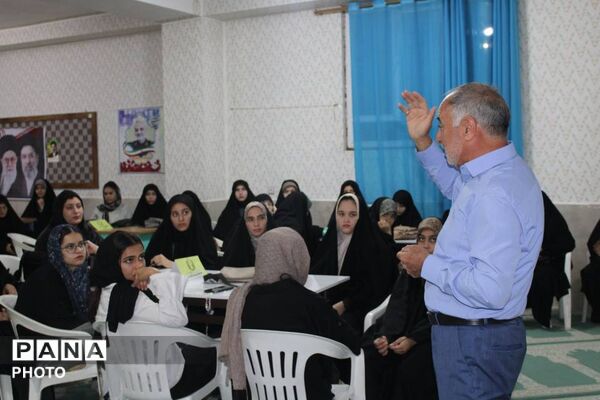 پاتوق دختران نوجوان مبارز شهرستان سملقان