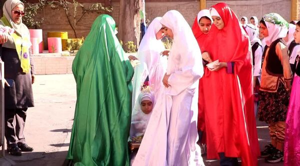 همایش وطن یار در دبستان فاطمیه گرگان