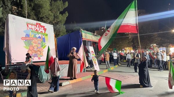 رویداد «مغز بادام» ؛ پیوند نسل ها و تجلیل از پدربزرگ‌های نمونه