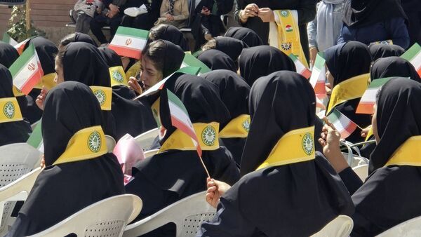 برگزاری جشن جوانه‌ها در مدرسه تمام سازمان تشکیلاتی اصغر سادت شهرستان نظرآباد 