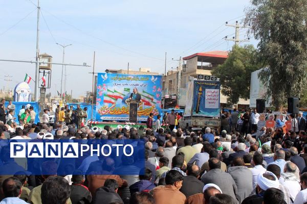 حماسه‌آفرینی فرهنگیان و دانش‌آموزان کهنوجی در جشن سالگرد انقلاب اسلامی