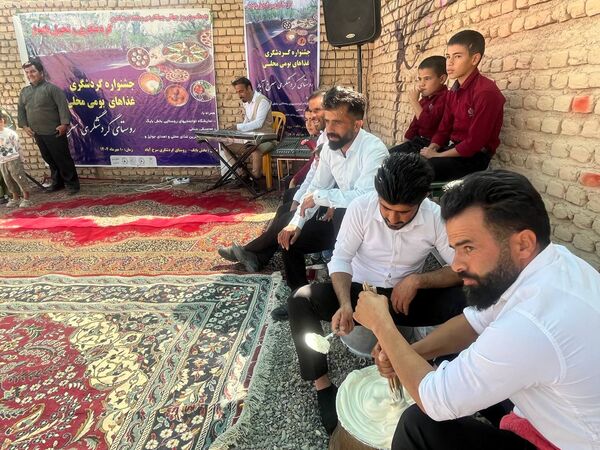 جشنواره گردشگری غذاهای بومی‌ _ محلی 