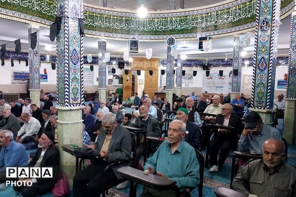 میعادگاه اقتدار و ایمان؛ طنین یاد شهدای والامقام در مصلی فیروزکوه