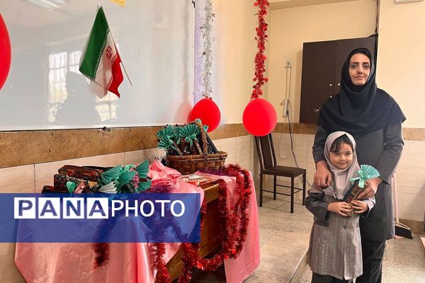 جشن شکوفه‌ها در مدارس بهارستان‌دو؛ آغاز سفری تازه برای کلاس اولی‌ها