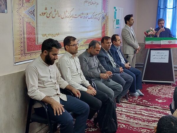 مراسم تجلیل از ستارگان دبیرستان عابدینی خرم ملارد 