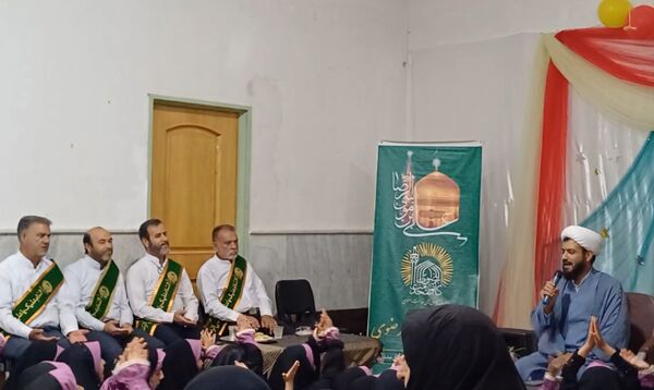 جشن ولادت امام رضا(ع) در مسجد ابوالفضل شهر حبیب آباد 