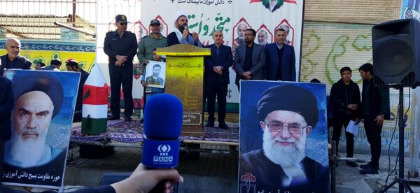 استکبار ستیزی از جنس راهپیمایی در زاوه