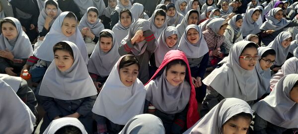 جشن شادی در دبستان نیایش