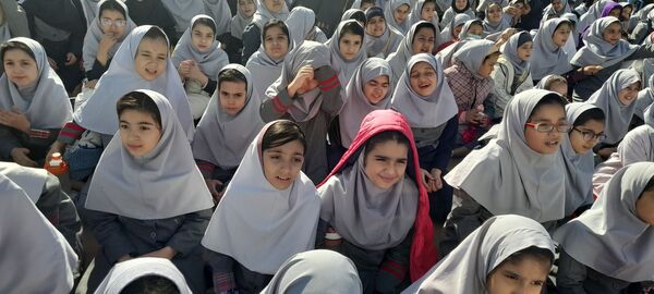 جشن شادی در دبستان نیایش