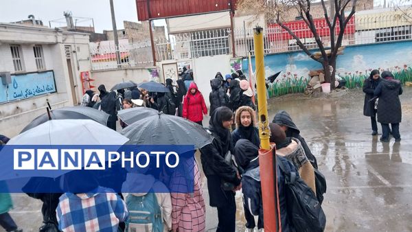 اولین بارش باران الهی در شهر زیبای  نیشابور 