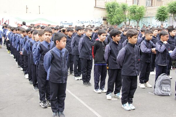 آیین سپاس معلم در بهارستان ۲