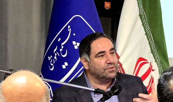 جلسه دوم هدایت تحصیلی ویژه پایه نهم دبیرستان دوره اول بعثت واحد۶ 