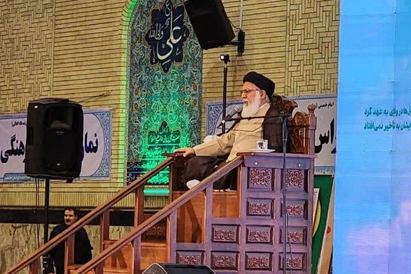 طنین انداز شدن اولین دعای ندبه در مصلی اسلامشهر