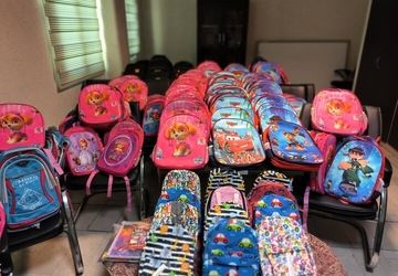 توزیع ۶۰۰ کوله‌پشتی و لوازم‌التحریر در قالب پویش «نسیم مهربانی»