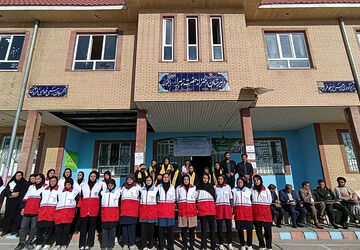 برگزاری مانور پدافند غیرعامل در دبیرستان الزهرا دیشموک 
