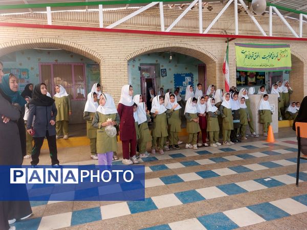 برگزاری مسابقه بین‌مدرسه‌ای طناب‌زنی ویژه دختران در حاجی‌آباد