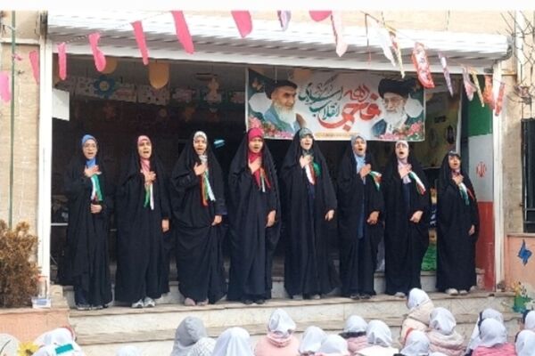 جشن دهه فجر و اعیاد شعبانیه در مدرسه عطر کوثر پردیس