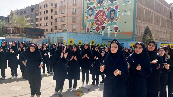 برگزاری «جشن جوانه‌ها» در مدرسه شهدای شهرداری ناحیه ۲ کرج