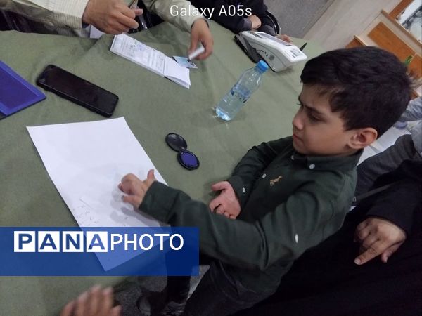 حضور پر شور و نشاط مشهدی‌ها در انتخابات ریاست جمهوری