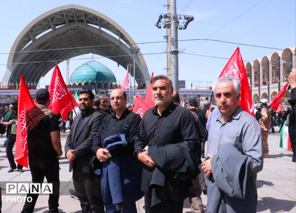 حضور وزیر آموزش و پرورش در مراسم وداع با رهبر شهید