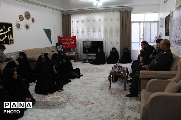  یادواره شهدای خانگی در منزل خواهر شهید والامقام علیرضا فخرانی
