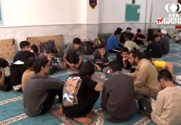 اعتکاف دانش‌آموزان پیشتاز شهرستان خرم‌آباد