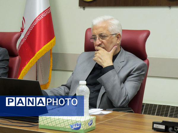 برگزاری شورای معاونان آموزش و پرورش با حضور استاندار 