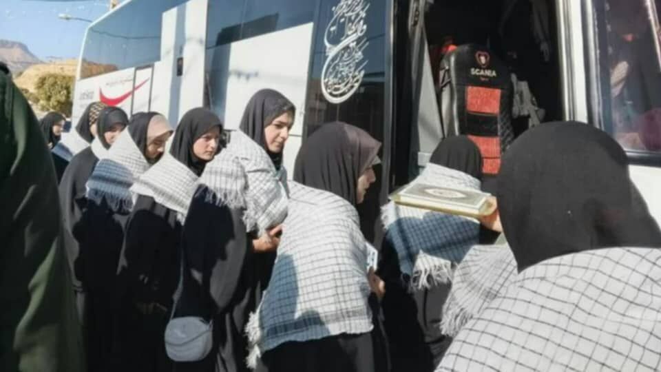 اعزام ۴۰ دانش‌آموز دختر مارگونی به اردوی راهیان نور