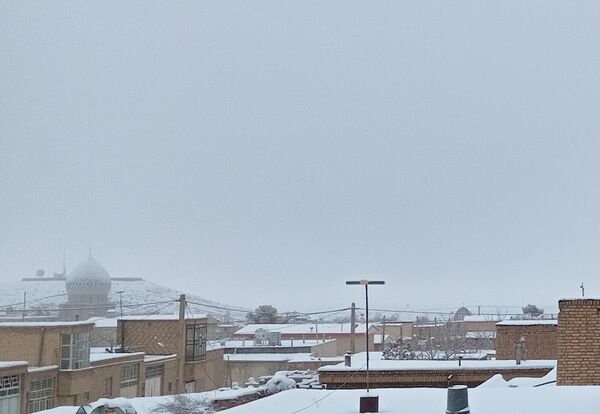 یک روز برفی در روستای بنادکوک‌ دیزه