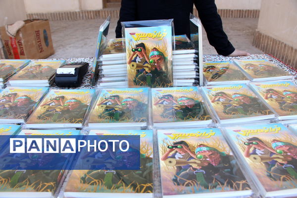 میز کتاب (فرمانده سری) در نماز جمعه شهر یزد