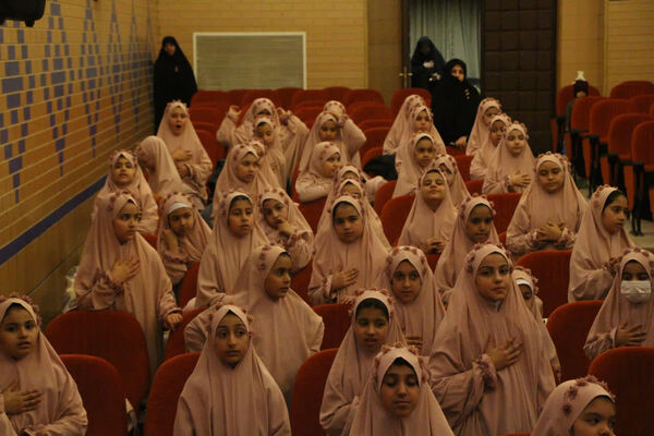 برگزاری جشن تکلیف دختران دبستان شاهد پوررضایی 
