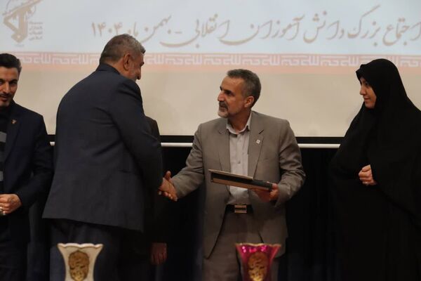 یادواره شهدا در فرهنگسرای مصلی‌نژاد ناحیه ۶ مشهد