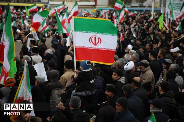 اجتماع سراسری بیعت با سومین رهبر منتخب انقلاب در ارومیه