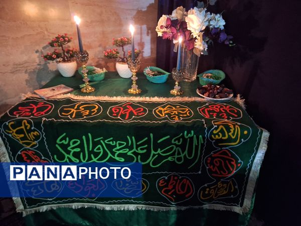 نغمه‌های محزون در سوگ بانوی آسمانی 