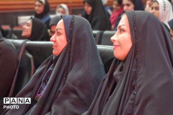 تبیین اهمیت رسانه در تربیت