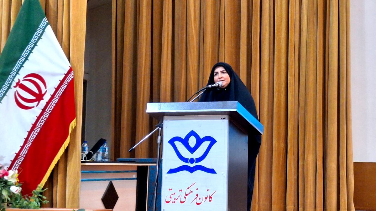نسل امروز، نسلی عاقل، اندیشمند و صاحب تحلیل است