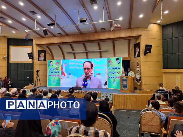 تقدیر از منتخبین مسابقات کشوری قرآن  نیروی انتظامی 