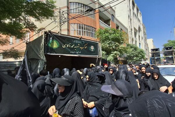 طنین فریاد «لبیک یا حسین(ع)» در پیاده‌روی باشکوه جاماندگان اربعین حسینی در شهرستان قدس